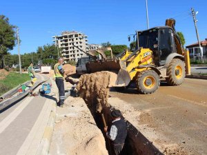 Manavgat Sarılar’da İçme Suyu Hattı Yenileme Çalışmasında Sona Gelindi