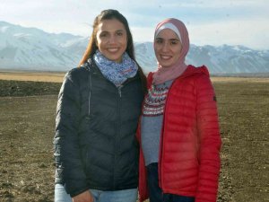 Filistinli Turistler 20 Bin Yıllık Buzulların Yer Aldığı Cilo Dağları’na Hayran Kaldı
