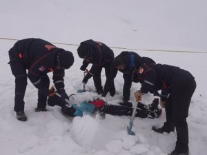 Dondurucu Soğukta Çığ Tatbikatı