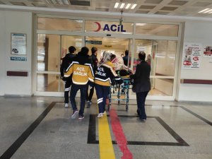 Siirt’te Ayağını Tarım Aracına Kaptıran Genç İçin Helikopter Havalandı