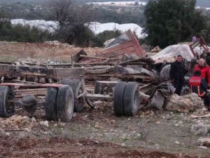 Freni Patlayan Sondaj Kamyonu Otomobile Çarptı: 1 Ölü, 1 Ağır Yaralı