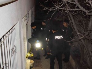Tüfekle Oynarken Kendini Yaraladı