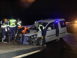 Kuzey Marmara Otoyolu’nda İki Otomobil Çarpıştı : 6 Yaralı