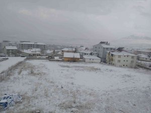 Varto’da Kar Yağışı