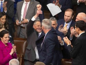 Abd Temsilciler Meclisi Başkanı 15. Turda Seçildi