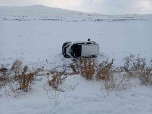 Özalp ’Da Trafik Kazası: 5 Yaralı