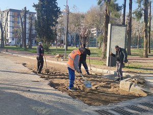 Bayraklı’da Kilit Parke Seferberliği