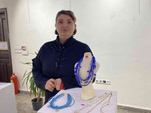 Ev Hanımı Yaptığı Ürünleri Sergiye Dönüştürdü