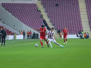Spor Toto Süper Lig: A. Hatayspor: 0 - Antalyaspor: 0 (İ̇lk Yarı)