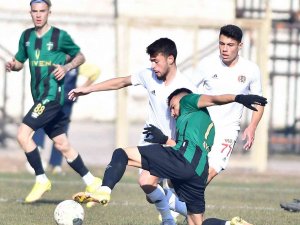 Turgutluspor: 2 - Bornova F.k.: 3