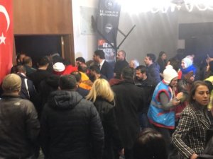 Sarıkamış’ta Otelin Tavanı Çöktü: 10 Kişi Yaralandı