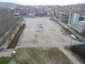 Dursunbey Kapalı Pazar Yerine Kavuşuyor