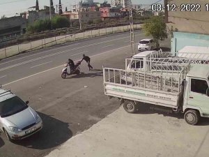 Elektrikli Bisiklet Ve Motosiklet Çalan Zanlı Tutuklandı