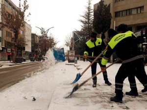 Van’da Kar Yağışı