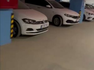 Çamlıca Camii Otoparkına Araç Stokladılar