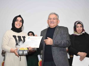 Başkan Büyükkılıç 7. Evlilik Akademisi Sertifika Töreni’ne Katıldı
