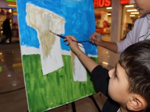 Çocukların Hayal Gücü Tuvallere Yansıdı