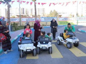 Otizmli Çocuklar Gönüllerince Eğlendi