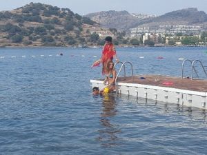 Leyla Bilginel Ve Oğlu Kayra Bodrum’da Görüntülendi