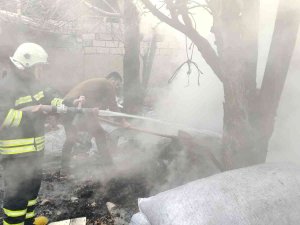 Yoğun Duman Ekipleri Alarma Geçirdi