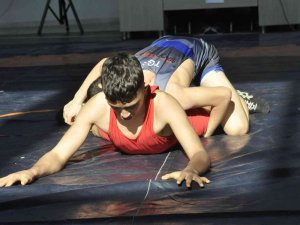 Fethiye’de Serbest Güreş 1. Akdeniz Kupası Nefesleri Kesti