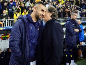 Spor Toto Süper Lig: Fenerbahçe: 0 - Galatasaray: 0 (Maç Devam Ediyor)