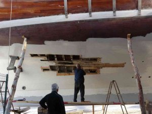 Marmaris’te, Milyonluk Yatlar Ve Tekneler Bakıma Alındı