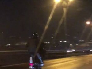Motosikletlilerin Tek Teker Terörü Kamerada