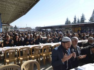 Burdur’da Vatandaşlar Yağmur Duasına Çıktı