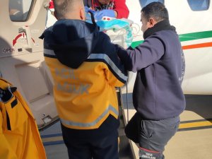 Mardin’de Uçak Ambulans Zehra Bebek İçin Havalandı