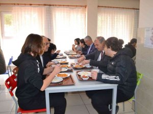 Aydın’da 2 Bin 647 Pansiyon Öğrencisine Kaliteli Beslenme İmkanı Sunuluyor