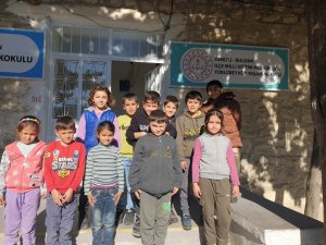 Köy Yaşam Merkezleri Öğrenci Ve Köylülerin Eğitime Ulaşımını Kolaylaştırdı