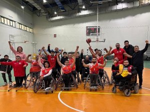 Basketbol Ve Futbolda Kazanmaya Devam Ediyor