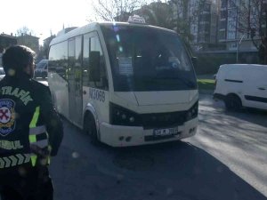 Sivil Polis Ekiplerinden Yolcu Kılığında Minibüs Denetimi