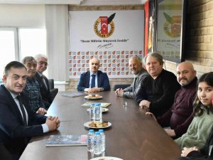 Vali Dağlı’dan ’10 Ocak’ Kutlaması