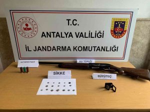 Tarihi Eser Kaçakçılığı Operasyonunda 17 Sikke Ele Geçirildi