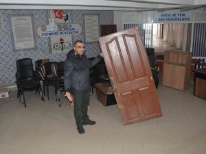 Bitlis Gazeteciler Cemiyeti’nin Çalınan Eşyaları Ve Kapısı Bulundu