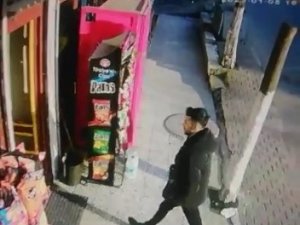 Kartal’da 2 Genç Kızı Öldüren Katil Zanlısı Kamerada