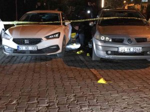 Arabasına Binerken 7 Kurşunla Öldürüldü