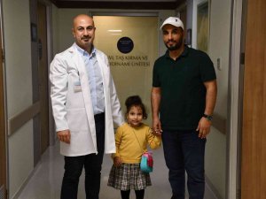 Libyalı 5 Yaşındaki Malk Mesane Pili Tedavisiyle Türkiye’de Şifa Buldu