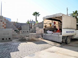 Manavgat Belediyesi Sarılar Pazarını Yeniliyor