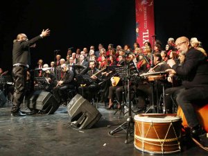 Nilüfer Yeni Yıla Türkülerle Merhaba Dedi