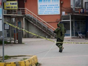 Şüpheli Çanta Trafiği Durdurdu
