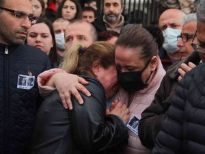 Liseli Öğrencilerin Ölümüyle Sonuçlanan Scooter Kazasında Çocuklarını Kaybeden Gözü Yaşlı Aileler En Ağır Cezayı İstedi