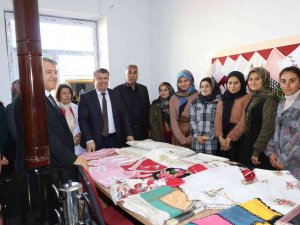 Gümüşkaya Köy Yaşam Merkezi Hizmete Girdi