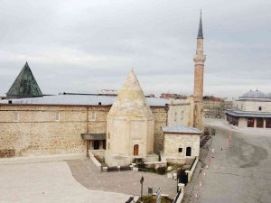 Konya’daki Tarihi Eşrefoğlu Camisi’ni 6 Ayda 157 Bin Kişi Ziyaret Etti