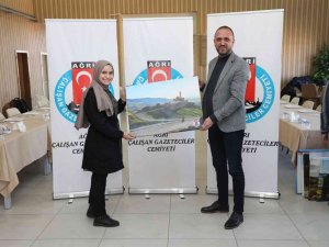 Gazeteciler Kahvaltıda Buluştu