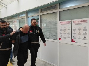 Akrabasını 7 Kurşunla Öldüren Şüpheli Adliyede