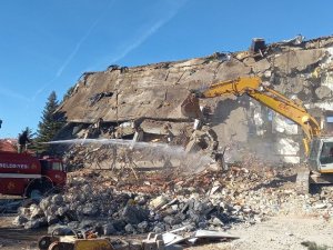40 Yıldır Hizmet Veren Hükümet Konağı Böyle Yıkıldı