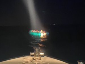 İ̇zmir’de 29 Düzensiz Göçmen Kurtarıldı